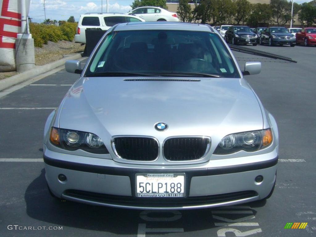 2003 3 Series 325i Sedan - Titanium Silver Metallic / Black photo #2