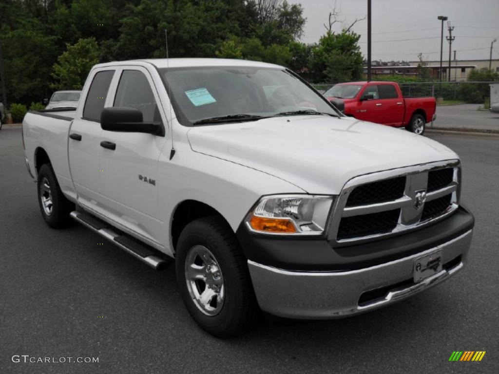 2010 Ram 1500 ST Quad Cab 4x4 - Stone White / Dark Slate/Medium Graystone photo #5