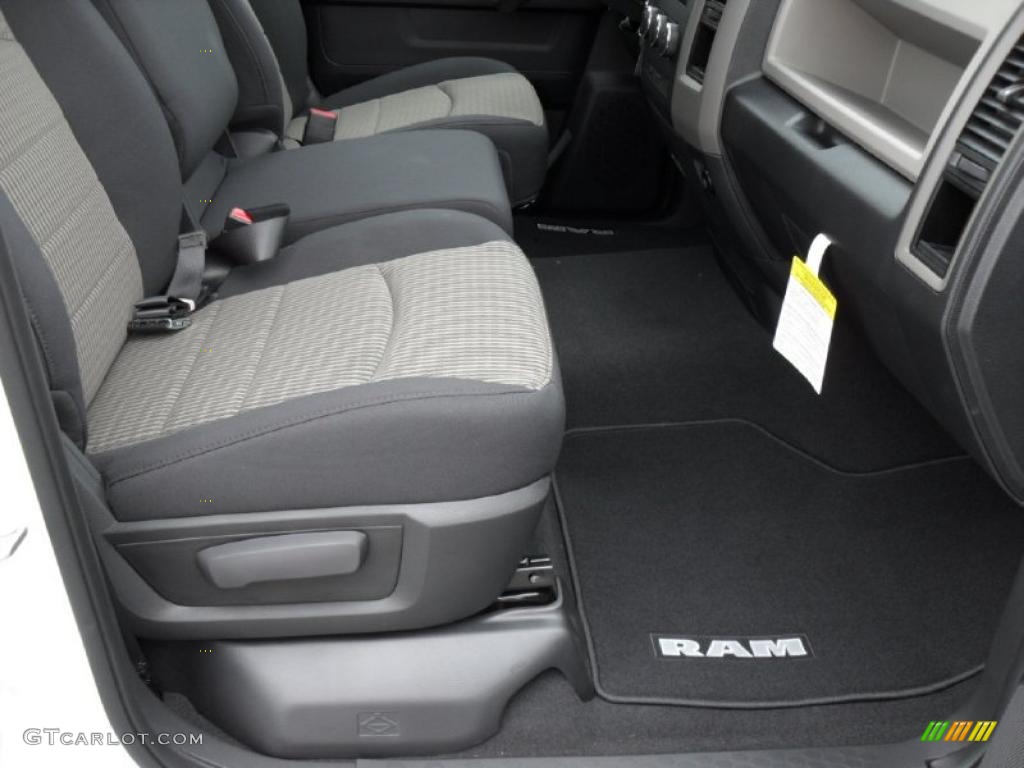 2010 Ram 1500 ST Quad Cab 4x4 - Stone White / Dark Slate/Medium Graystone photo #18