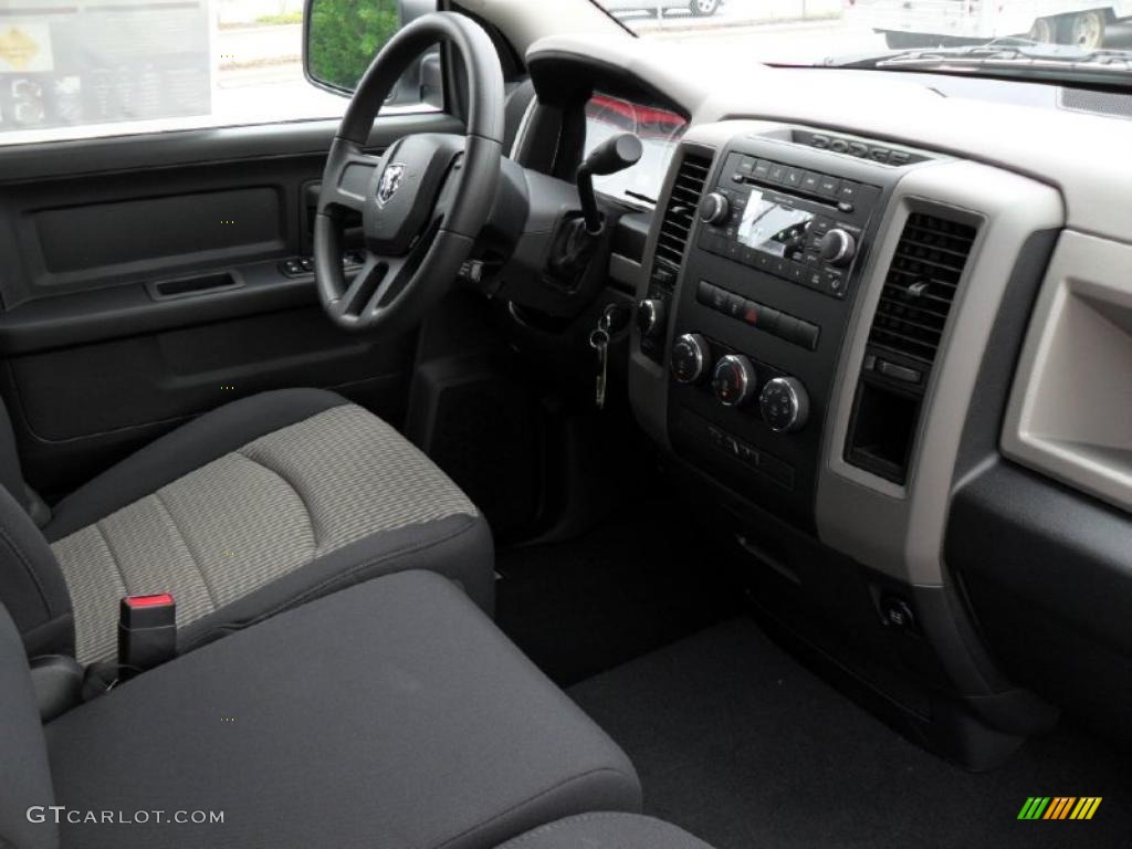 2010 Ram 1500 ST Quad Cab 4x4 - Stone White / Dark Slate/Medium Graystone photo #21