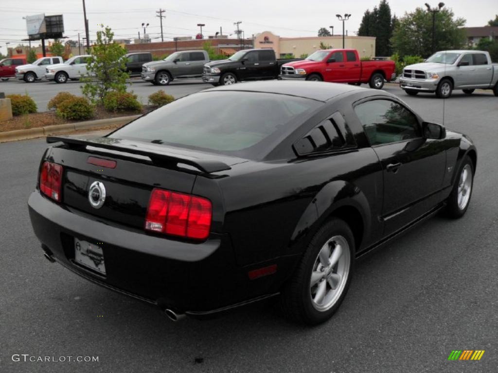 2008 Mustang GT Premium Coupe - Black / Medium Parchment photo #4