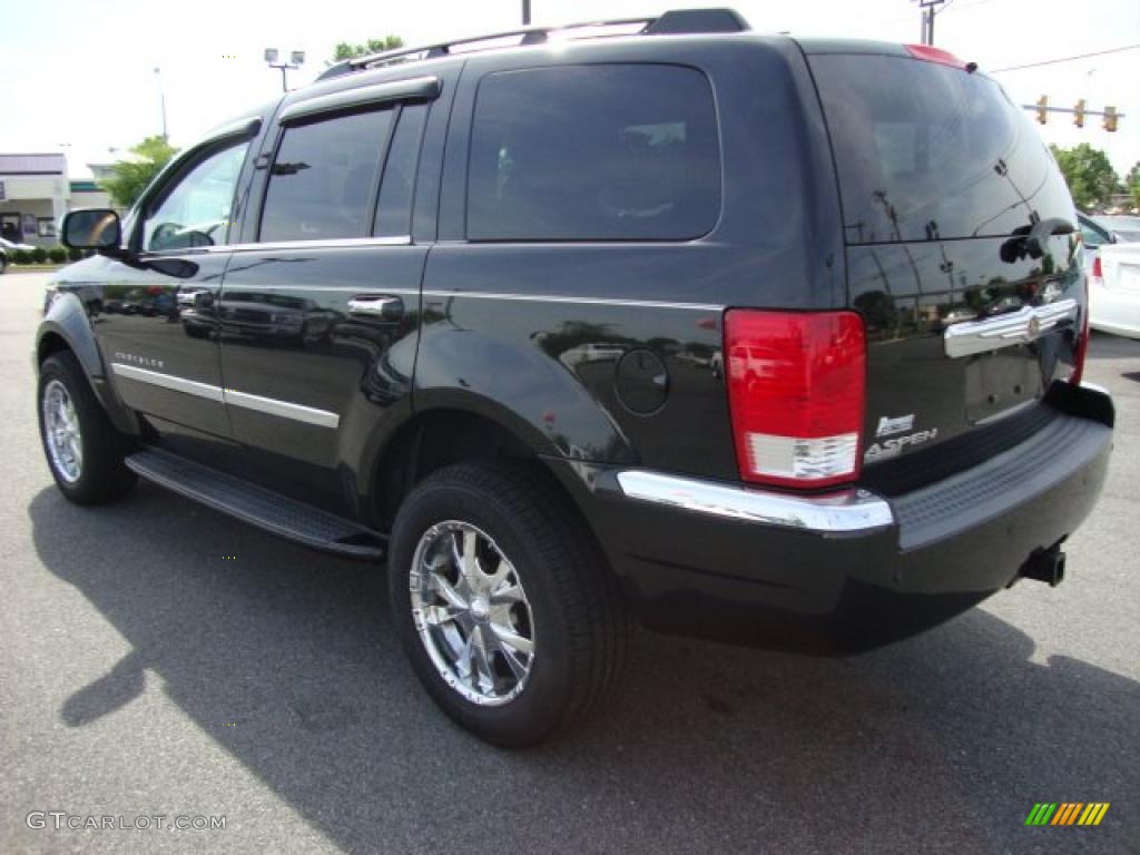 2007 Aspen Limited 4WD - Brilliant Black Crystal Pearl / Dark Khaki/Light Graystone photo #3