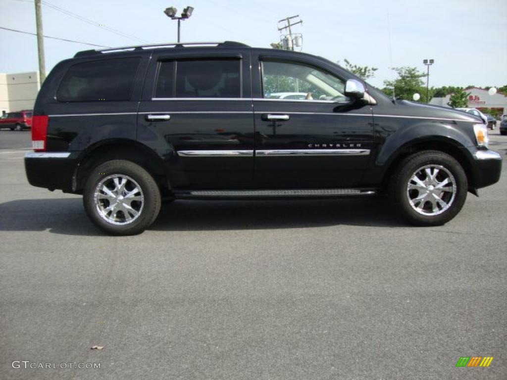 2007 Aspen Limited 4WD - Brilliant Black Crystal Pearl / Dark Khaki/Light Graystone photo #6