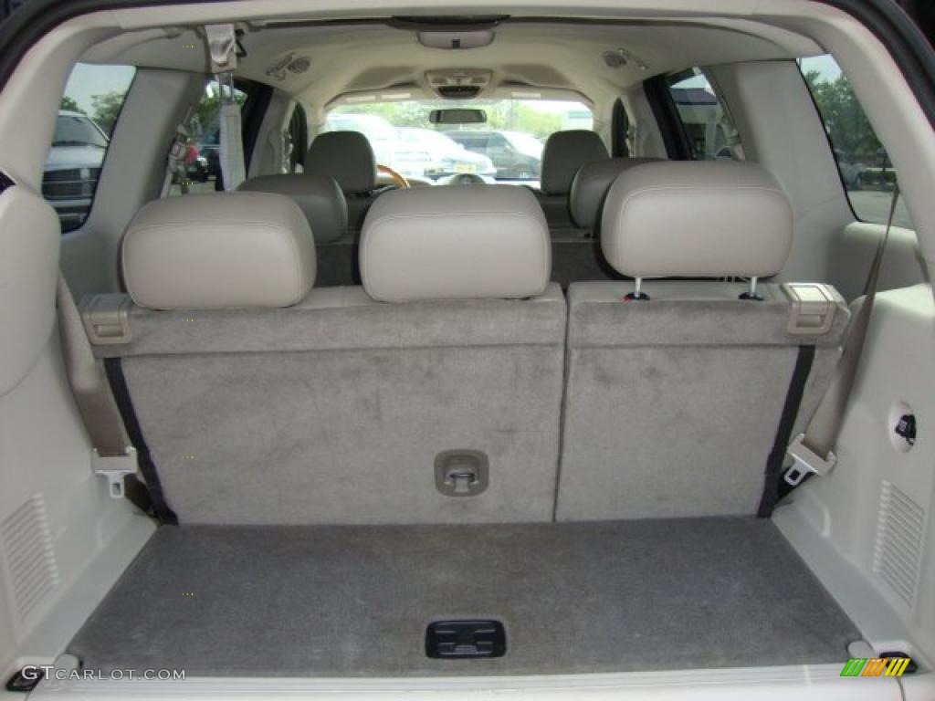 2007 Aspen Limited 4WD - Brilliant Black Crystal Pearl / Dark Khaki/Light Graystone photo #9