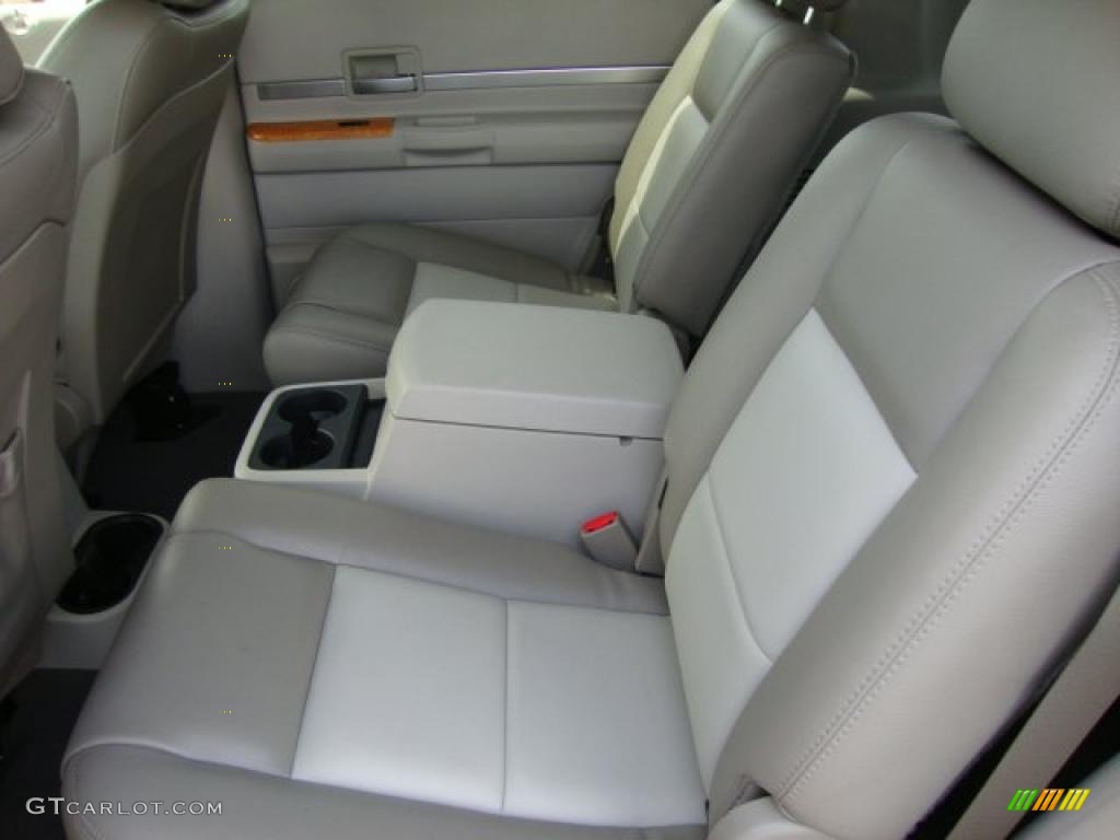2007 Aspen Limited 4WD - Brilliant Black Crystal Pearl / Dark Khaki/Light Graystone photo #11