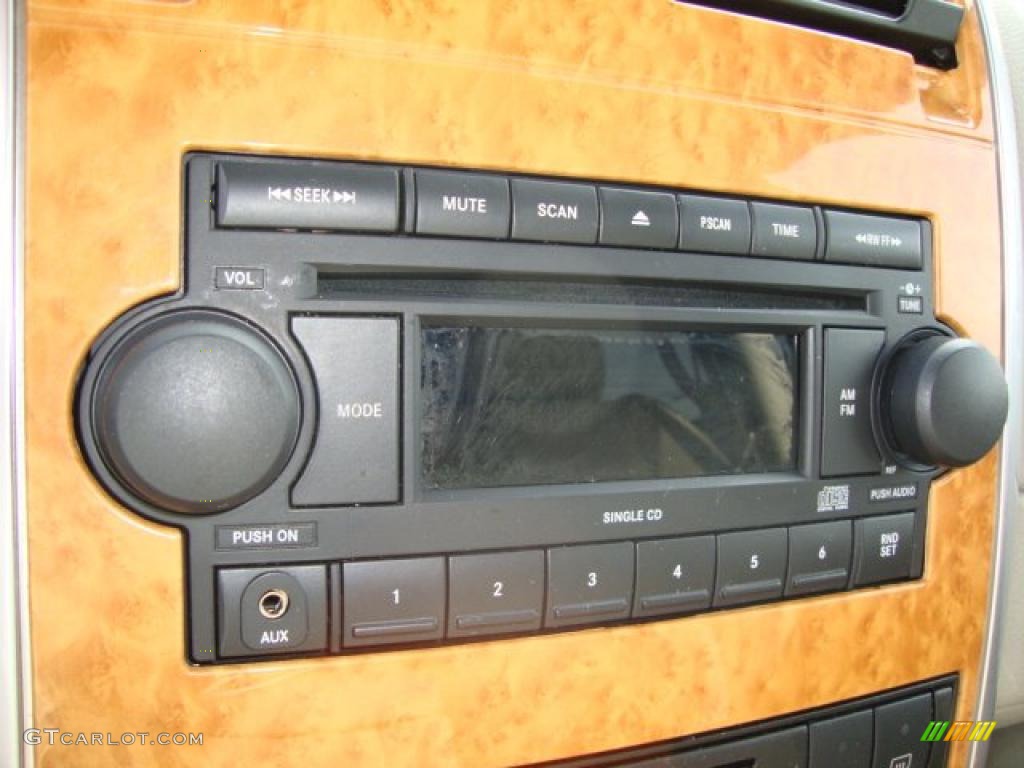2007 Aspen Limited 4WD - Brilliant Black Crystal Pearl / Dark Khaki/Light Graystone photo #16