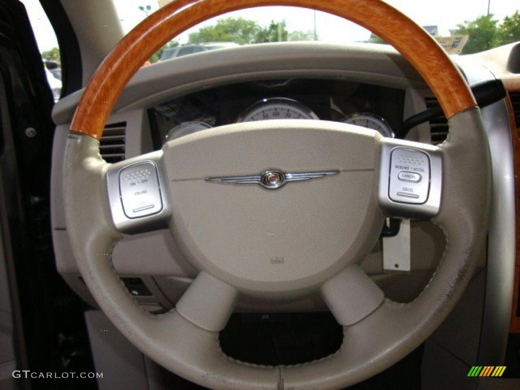 2007 Aspen Limited 4WD - Brilliant Black Crystal Pearl / Dark Khaki/Light Graystone photo #20