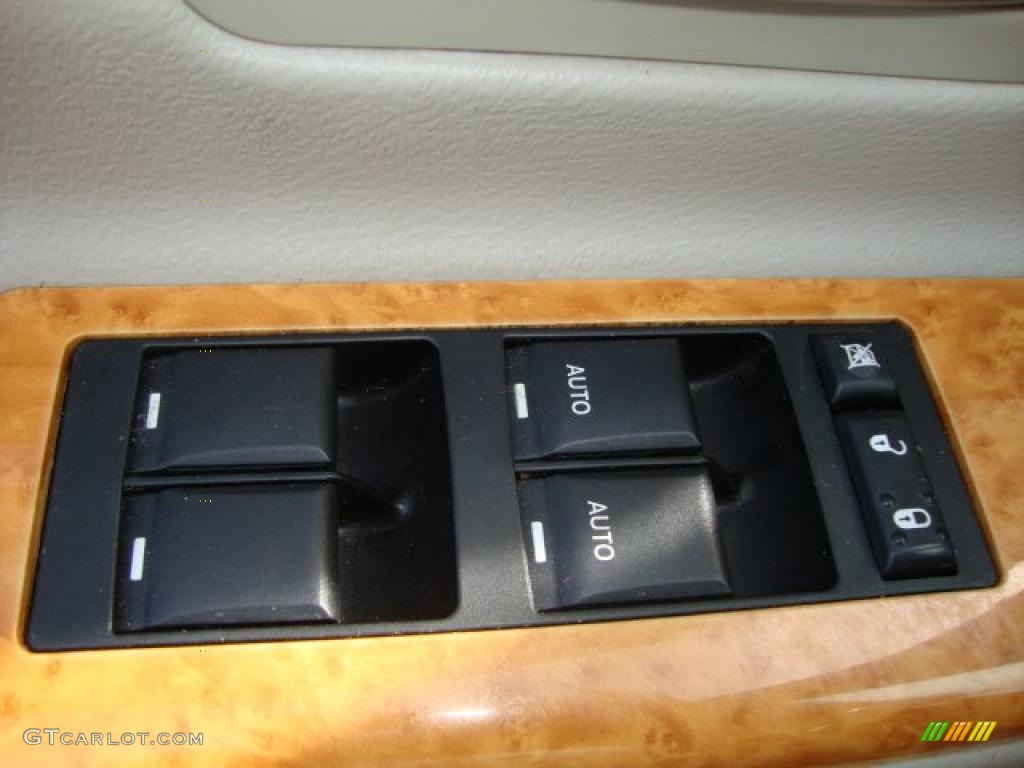 2007 Aspen Limited 4WD - Brilliant Black Crystal Pearl / Dark Khaki/Light Graystone photo #22