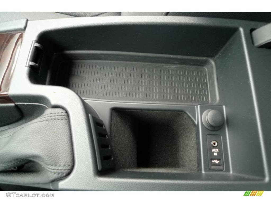 2010 3 Series 328i xDrive Sedan - Space Gray Metallic / Black photo #45