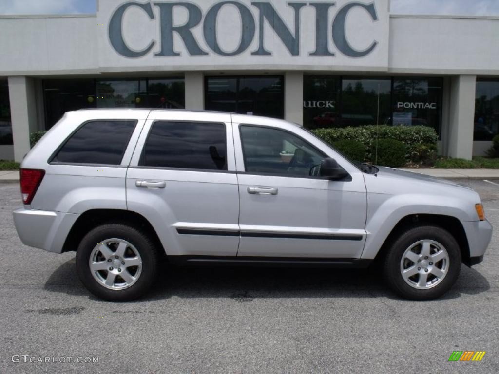 2008 Grand Cherokee Laredo - Bright Silver Metallic / Dark Slate Gray photo #1