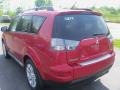 2010 Rally Red Metallic Mitsubishi Outlander SE 4WD  photo #9