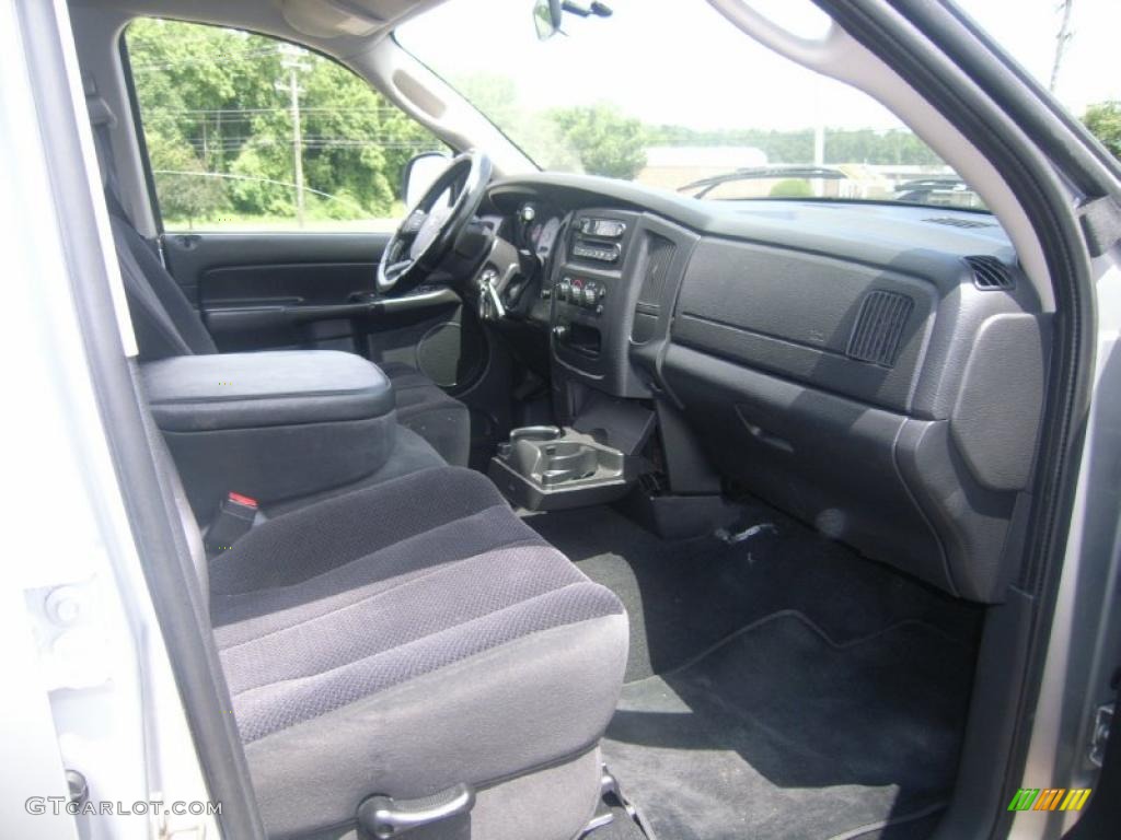2005 Ram 1500 SLT Quad Cab 4x4 - Bright Silver Metallic / Dark Slate Gray photo #16