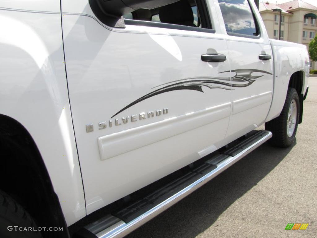 2009 Silverado 1500 LT Z71 Crew Cab 4x4 - Summit White / Light Titanium photo #12