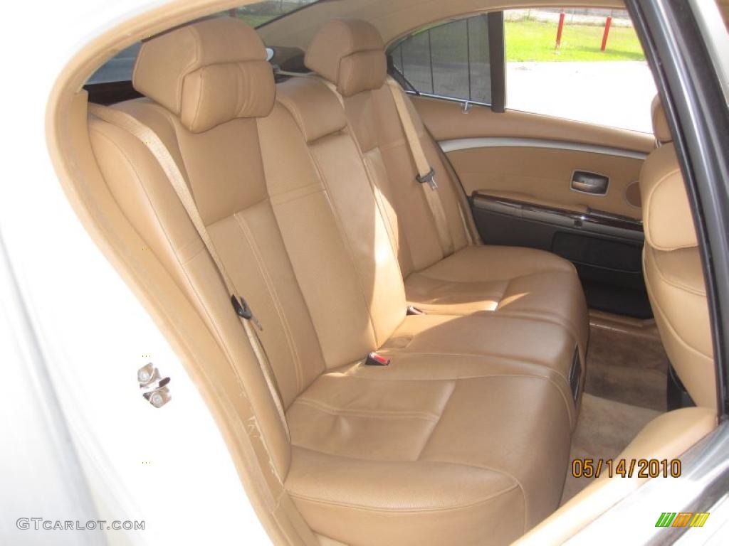 2004 7 Series 745i Sedan - Alpine White / Dark Beige/Beige III photo #21