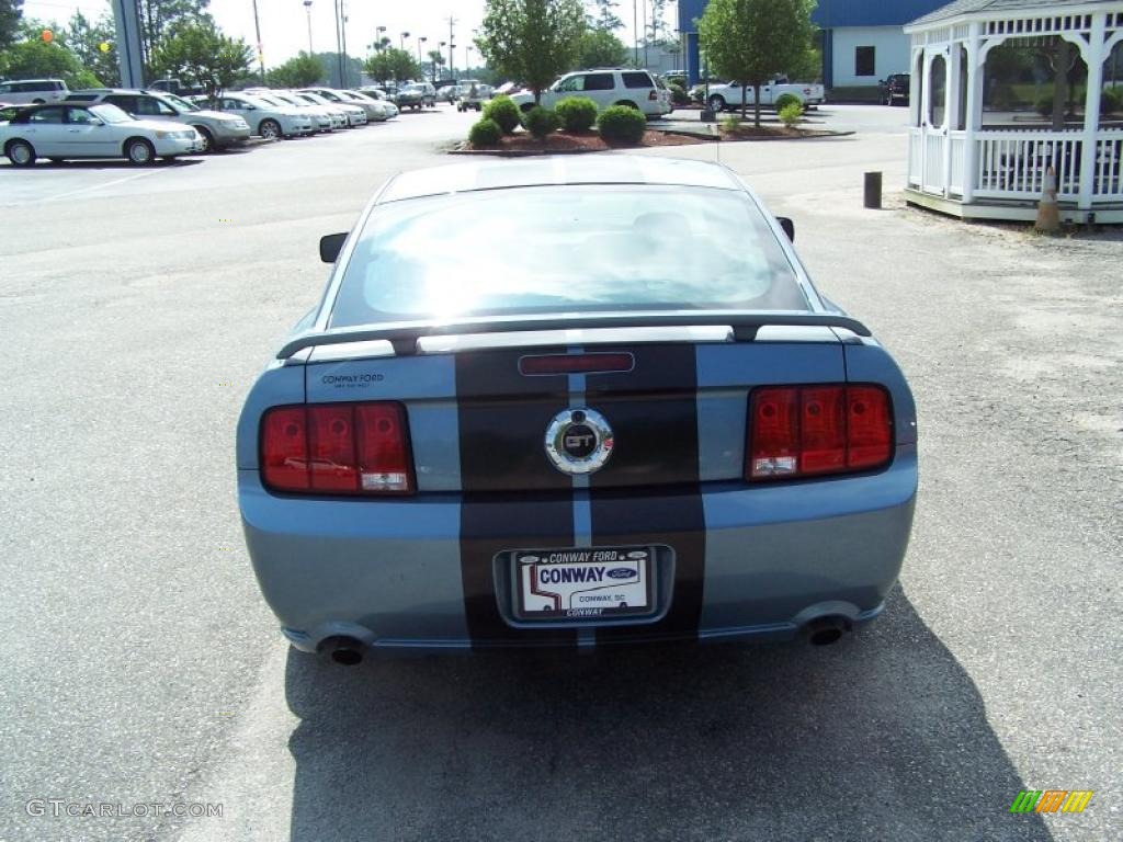 2005 Mustang GT Deluxe Coupe - Windveil Blue Metallic / Dark Charcoal photo #6