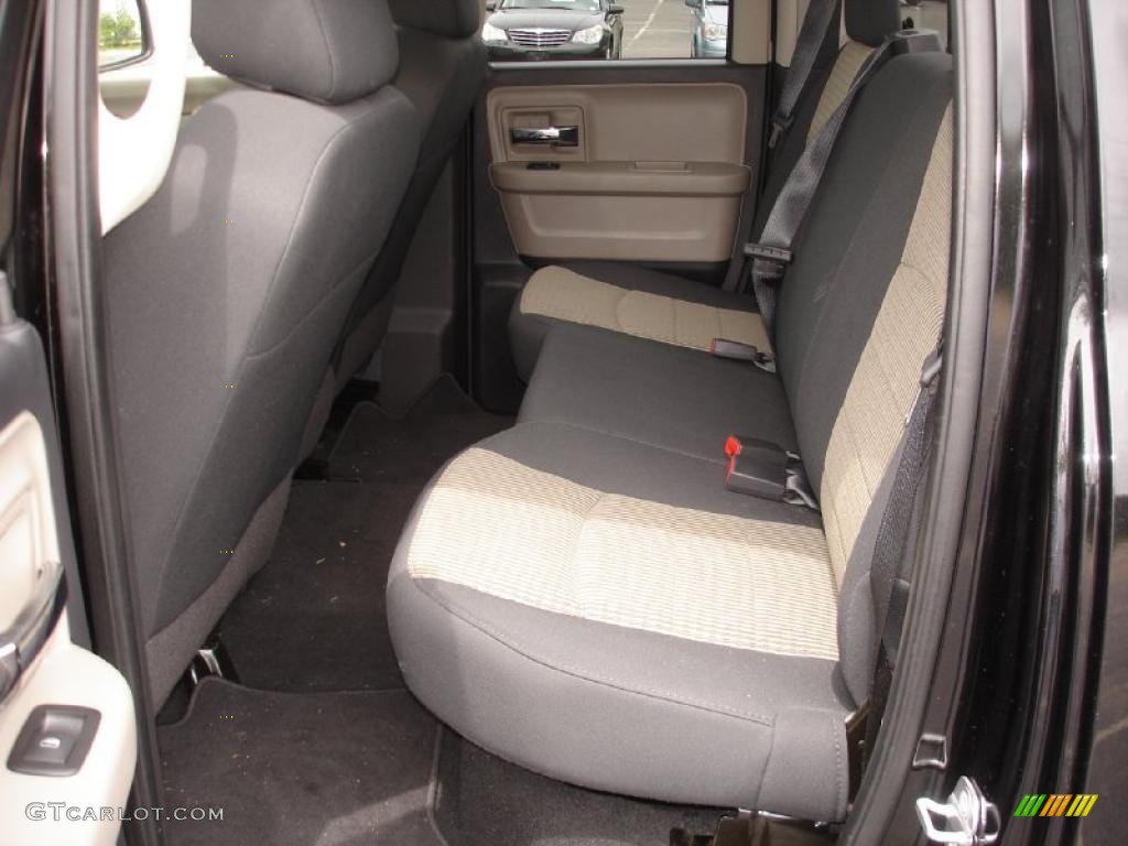 2009 Ram 1500 SLT Quad Cab 4x4 - Brilliant Black Crystal Pearl / Dark Slate/Medium Graystone photo #11