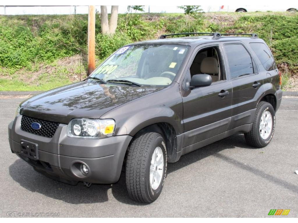 2006 Escape XLT V6 4WD - Dark Stone Metallic / Medium/Dark Flint photo #1