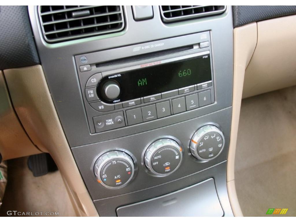2005 Forester 2.5 XS L.L.Bean Edition - Aspen White / Beige photo #22