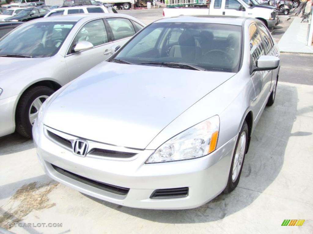 2006 Accord EX Sedan - Alabaster Silver Metallic / Black photo #2