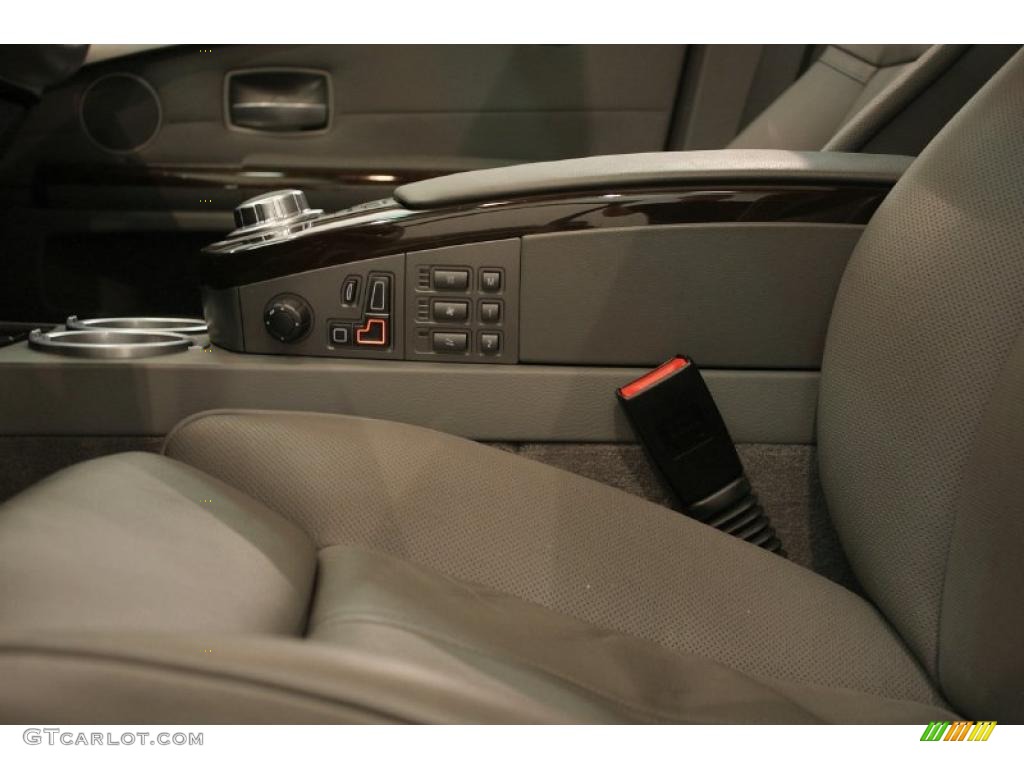 2007 7 Series 750Li Sedan - Sterling Grey Metallic / Flannel Grey photo #13