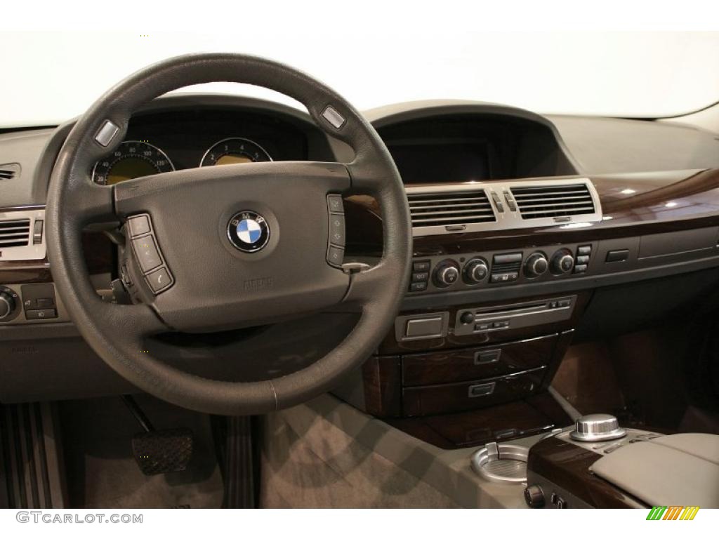 2007 7 Series 750Li Sedan - Sterling Grey Metallic / Flannel Grey photo #14