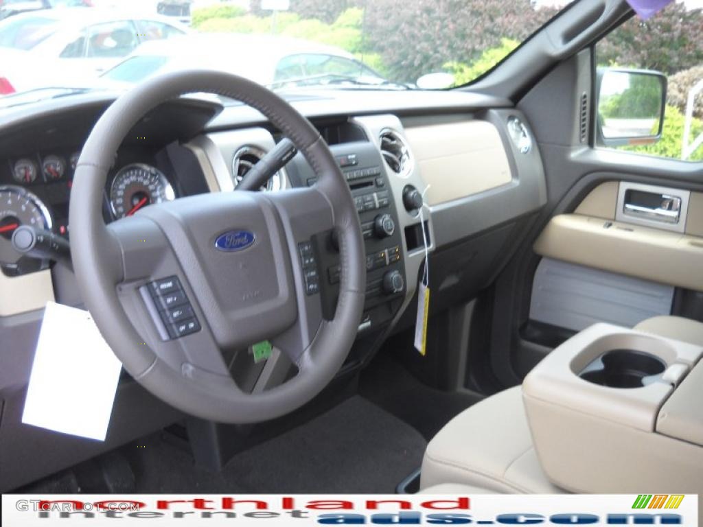 2010 F150 XLT SuperCrew 4x4 - Pueblo Gold Metallic / Medium Stone photo #10