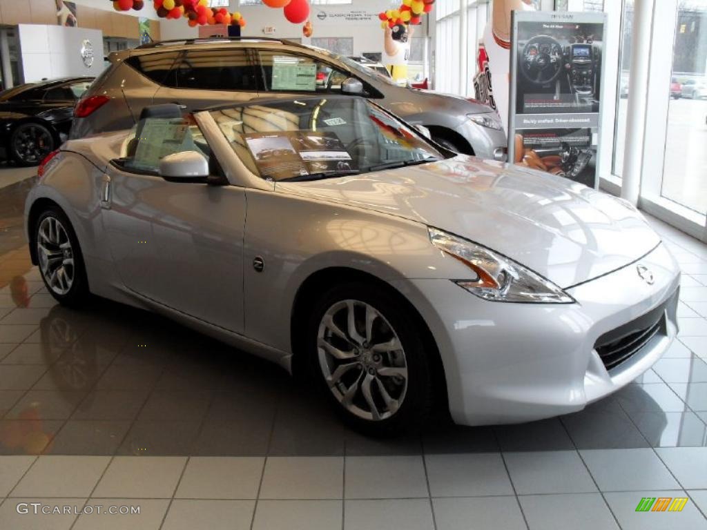 2010 370Z Touring Roadster - Brilliant Silver / Gray Leather photo #1