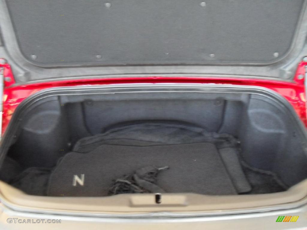 2006 Nissan 350Z Enthusiast Roadster Trunk Photo #30441502