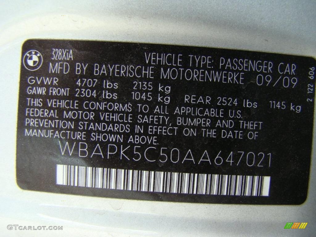 2010 3 Series 328i xDrive Sedan - Titanium Silver Metallic / Black photo #15