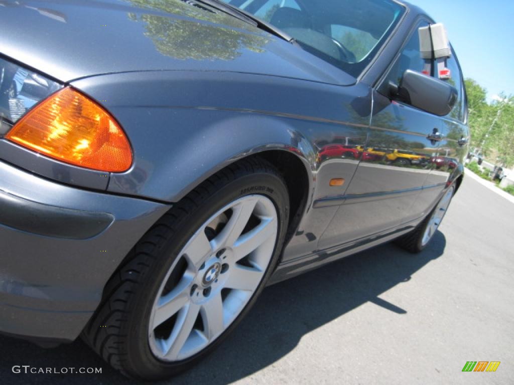 2001 3 Series 325i Sedan - Steel Blue Metallic / Grey photo #42
