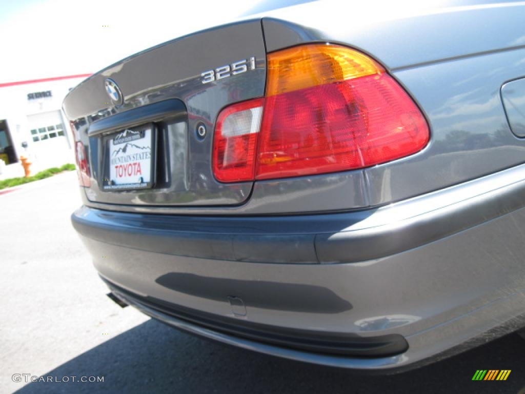 2001 3 Series 325i Sedan - Steel Blue Metallic / Grey photo #45