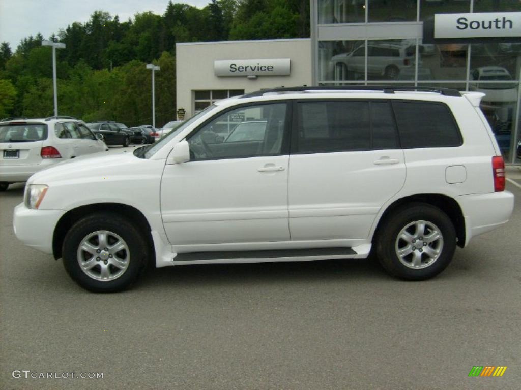 2002 Highlander V6 4WD - Super White / Ivory photo #2