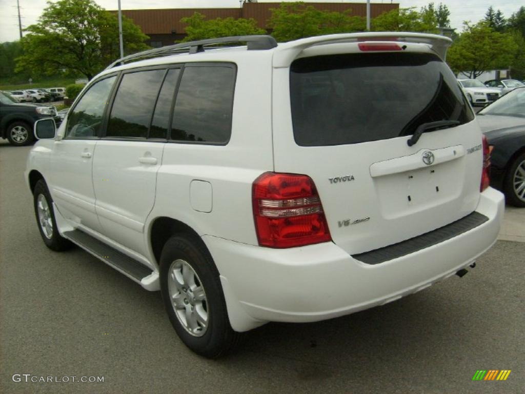 2002 Highlander V6 4WD - Super White / Ivory photo #3