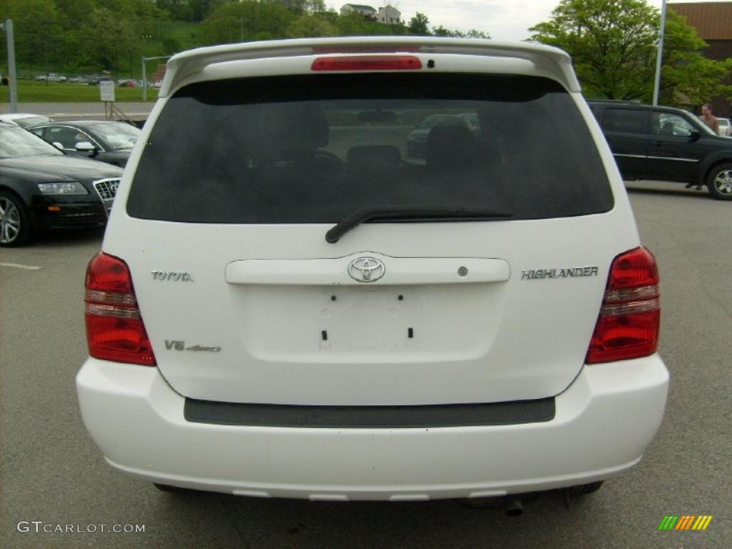 2002 Highlander V6 4WD - Super White / Ivory photo #4