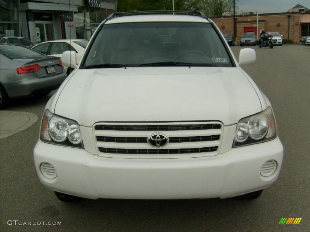 2002 Highlander V6 4WD - Super White / Ivory photo #7