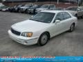 Nordic White - XG300 Sedan Photo No. 16