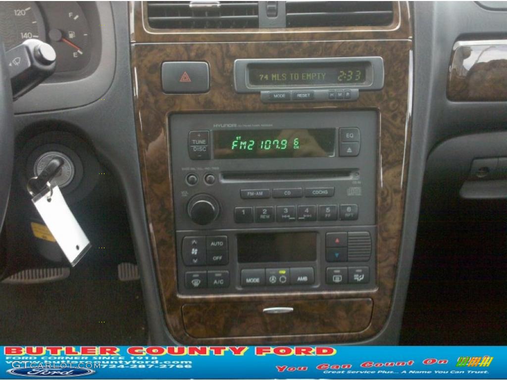 2001 XG300 Sedan - Nordic White / Black photo #22