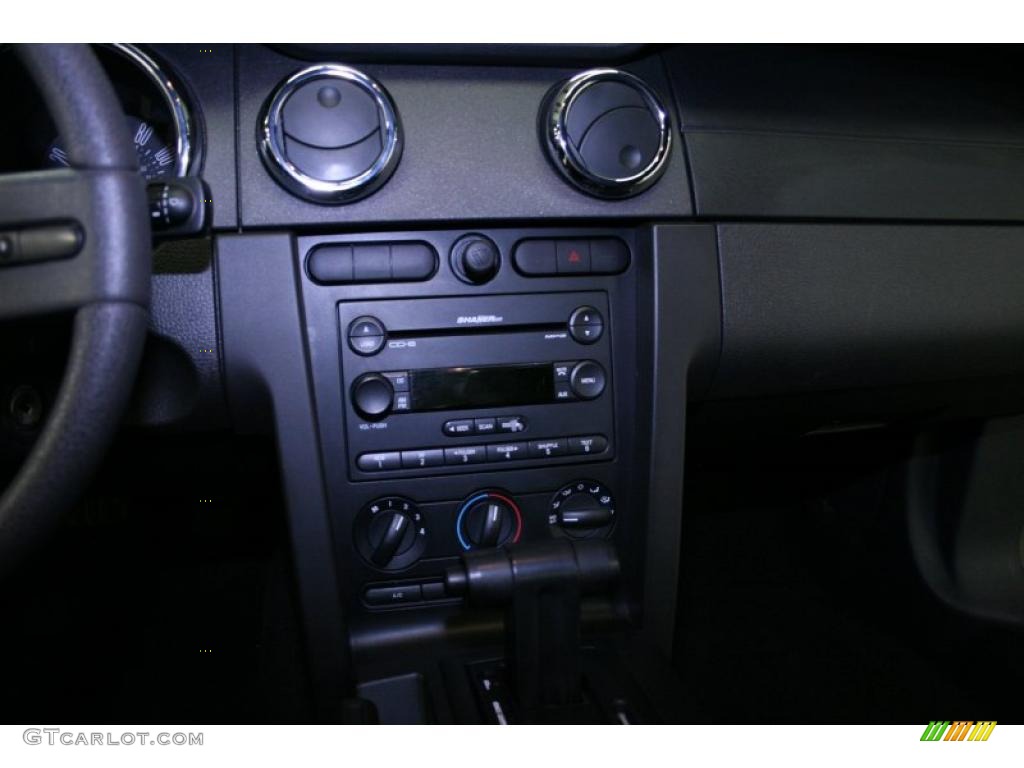 2005 Mustang V6 Premium Coupe - Mineral Grey Metallic / Dark Charcoal photo #33