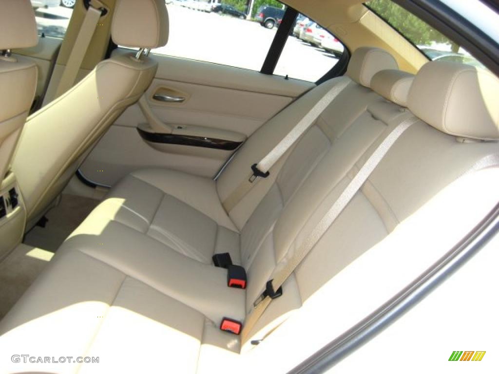 2011 3 Series 328i xDrive Sedan - Alpine White / Beige Dakota Leather photo #11