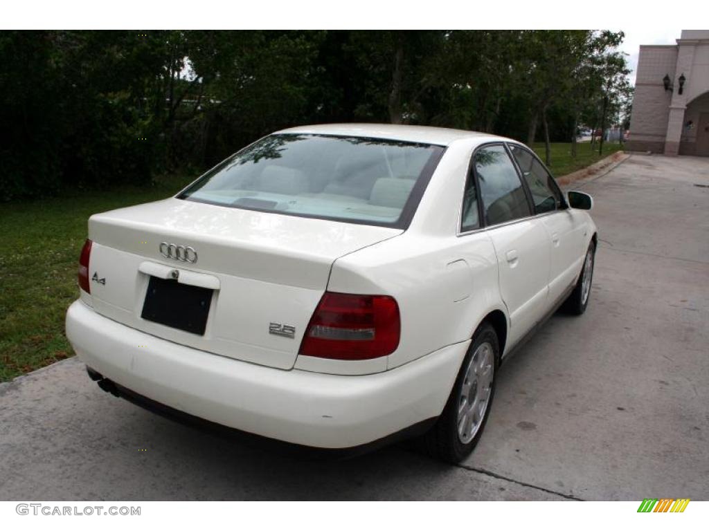 2001 A4 2.8 quattro Sedan - Casablanca White / Ecru/Onyx photo #8