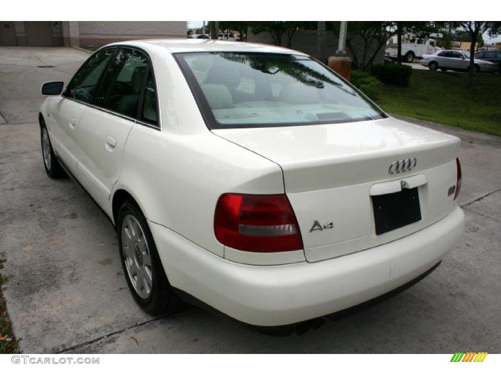 2001 A4 2.8 quattro Sedan - Casablanca White / Ecru/Onyx photo #18