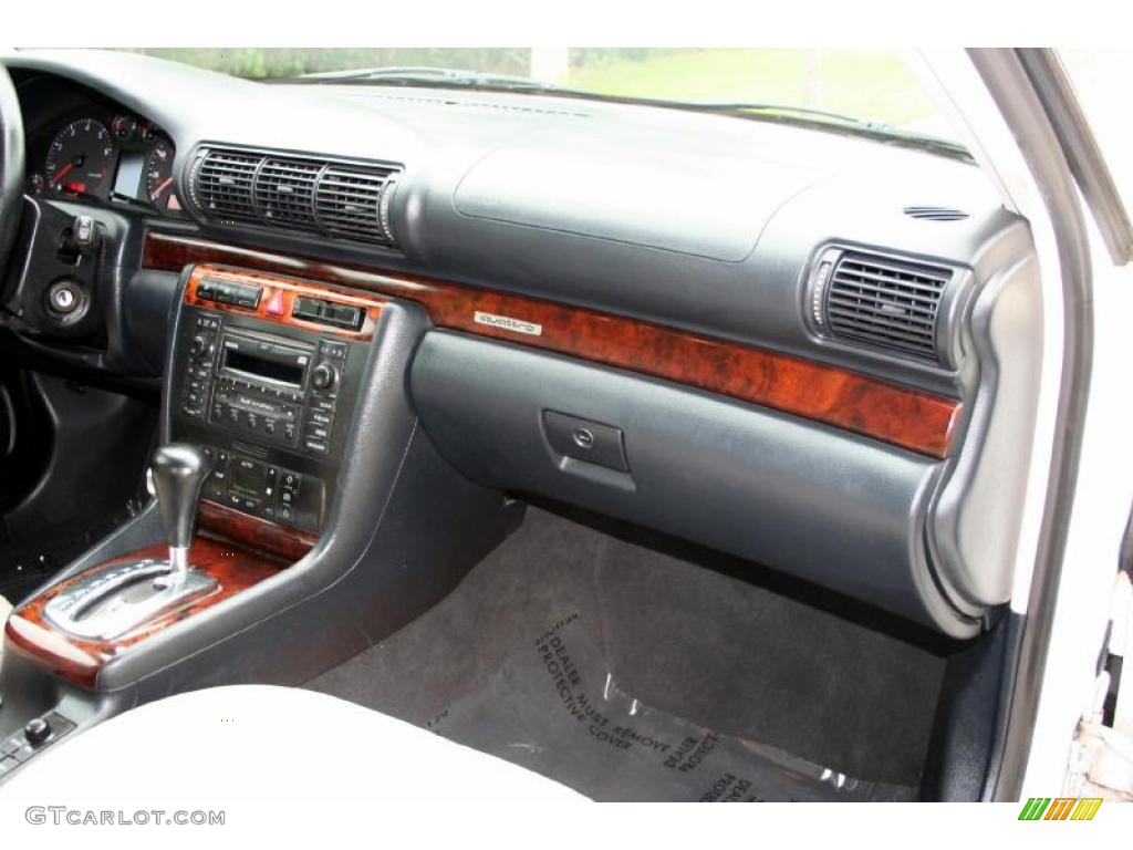 2001 A4 2.8 quattro Sedan - Casablanca White / Ecru/Onyx photo #46