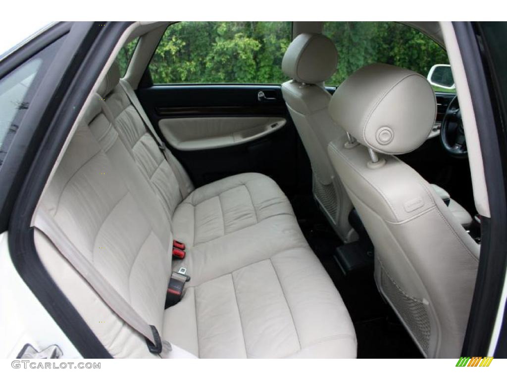 2001 A4 2.8 quattro Sedan - Casablanca White / Ecru/Onyx photo #60