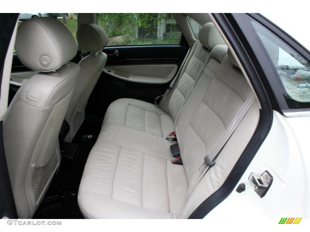 2001 A4 2.8 quattro Sedan - Casablanca White / Ecru/Onyx photo #63