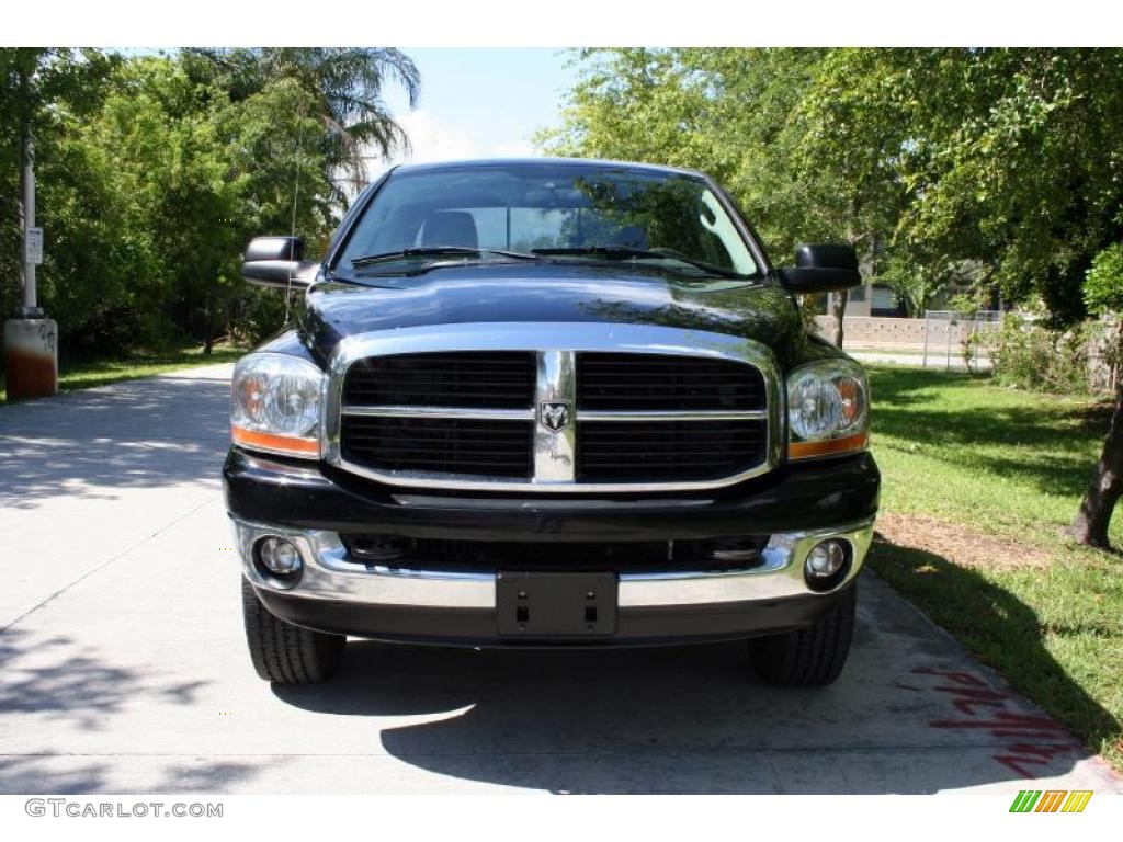 2006 Ram 3500 Big Horn Edition Quad Cab 4x4 - Black / Medium Slate Gray photo #18