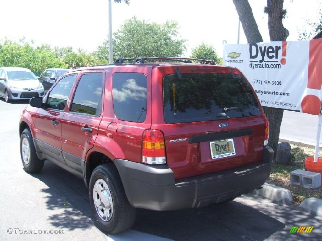 2007 Escape XLS - Red / Medium/Dark Flint photo #4