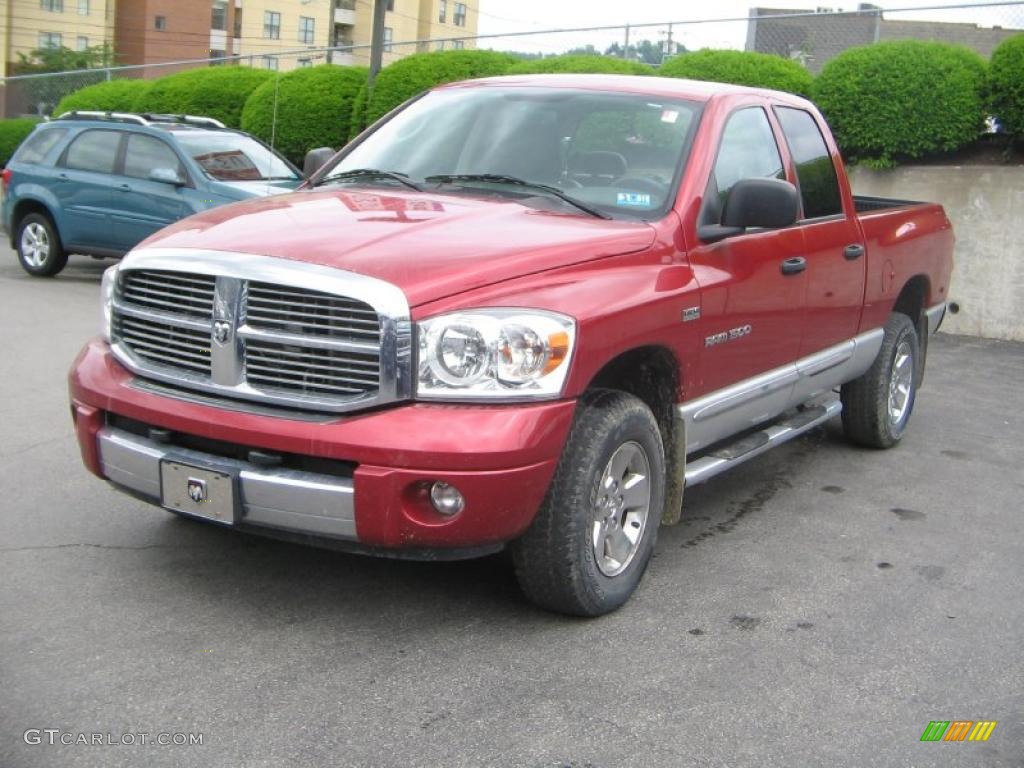 2007 Ram 1500 Laramie Quad Cab 4x4 - Inferno Red Crystal Pearl / Medium Slate Gray photo #2