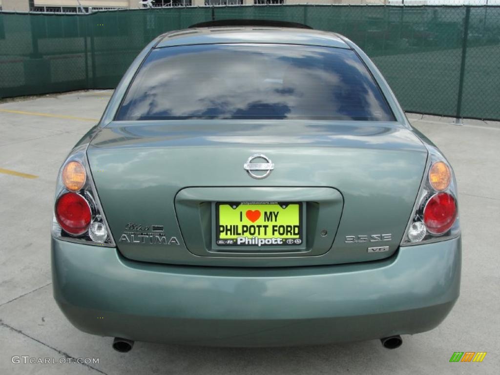 2002 Nissan altima 3.5 se blue book
