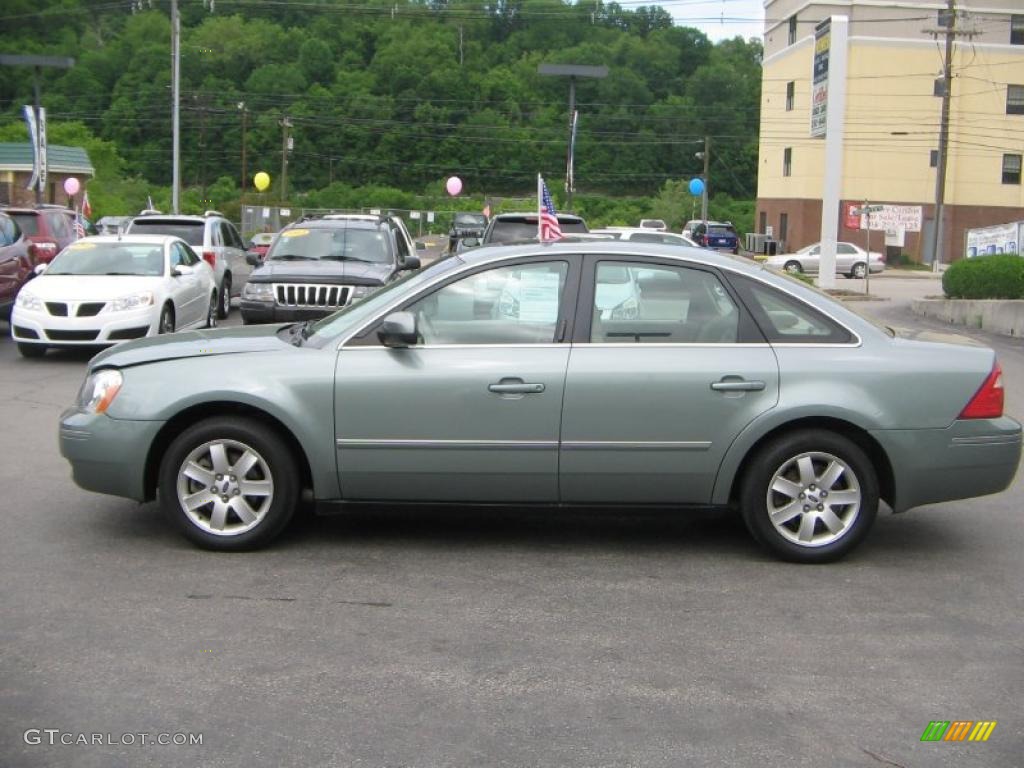 2005 Five Hundred SEL AWD - Titanium Green Metallic / Pebble Beige photo #3