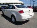 2009 White Suede Ford Focus SE Sedan  photo #3